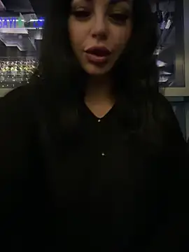 Snapshot of Chloe_Ricci chatting on December 12, 2024, 8:32 pm Chloe Ricci online show from December 12, 2024, 8:32 pm