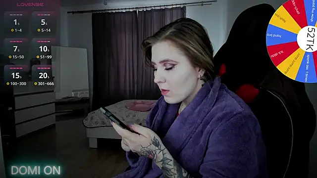 Olivia Munk online show from January 6, 2025, 10:02 am