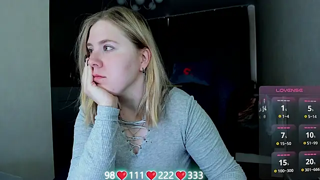 Snapshot of Olivia_Munk chatting on June 21, 2026, 4:04 am Olivia Munk online show from June 21, 2026, 4:04 am