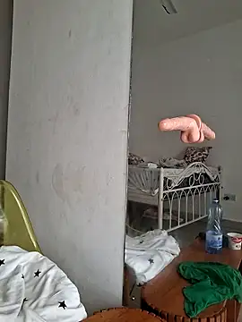 Kamdollie online show from October 4, 2025, 6:11 am