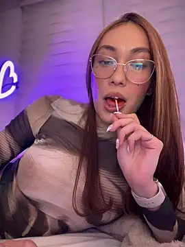 Snapshot of MichelleFerry_ chatting on February 27, 2025, 4:52 am MichelleFerry online show from February 27, 2025, 4:52 am