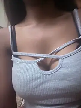 PARI Hun online show from March 12, 2026, 9:43 pm