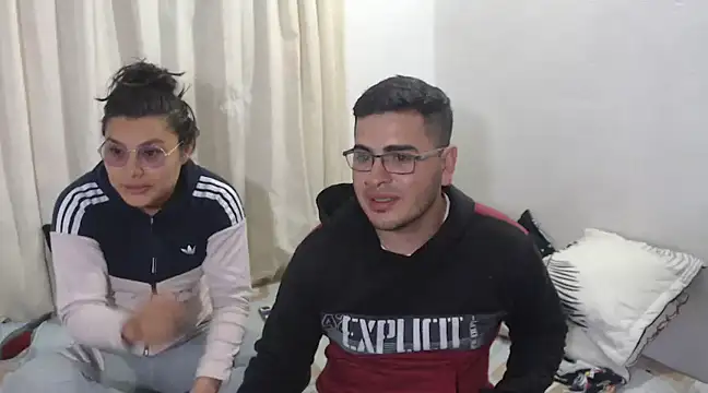 Snapshot of luxury_sex_17 chatting on January 20, 2025, 2:11 am luxury sex 17 online show from January 20, 2025, 2:11 am