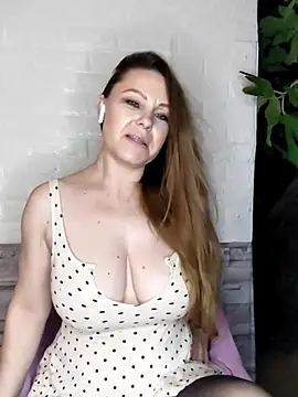 Snapshot of SexyMichellexo chatting on June 11, 2026, 1:38 am SexyMichellexo online show from June 11, 2026, 1:38 am