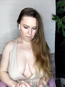 Snapshot of SexyMichellexo chatting on June 15, 2026, 7:05 pm SexyMichellexo online show from June 15, 2026, 7:05 pm