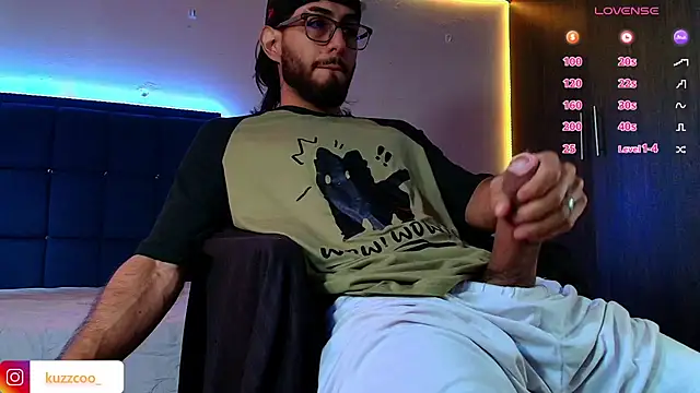 Snapshot of kuzzcoo chatting on March 22, 2026, 1:03 pm kuzzcoo online show from March 22, 2026, 1:03 pm