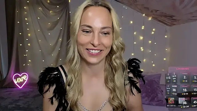 AdeleLady online show from July 30, 2026, 7:07 am