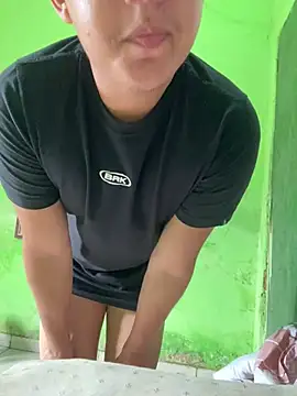 Duduhott online show from February 24, 2025, 12:26 pm