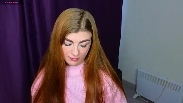  comefeelme  online show from February 6, 2025, 12:48 pm