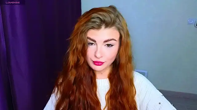  comefeelme  online show from February 14, 2025, 5:57 pm