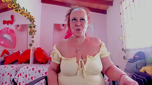 Cheryl JONES online show from March 6, 2025, 2:40 pm