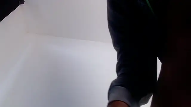 drake brwon 23 online show from February 6, 2026, 1:36 pm