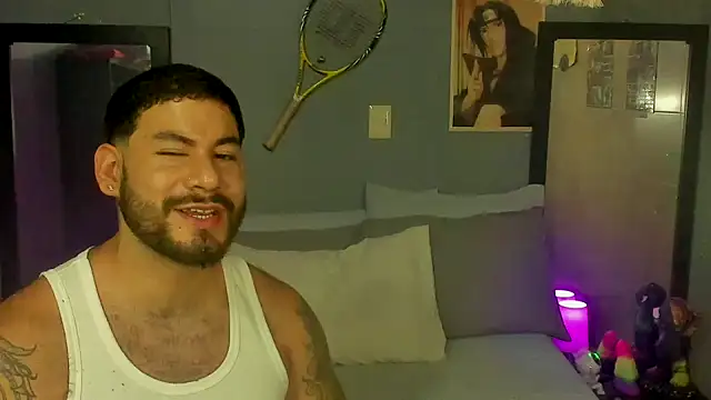 Snapshot of Prometeo-grizzly chatting on January 7, 2025, 12:09 pm Prometeo-grizzly online show from January 7, 2025, 12:09 pm