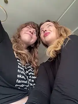 Nura n Sarah online show from April 15, 2026, 5:14 am