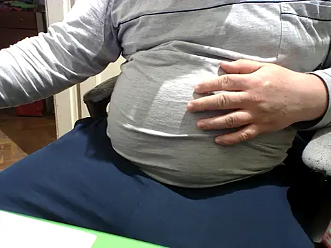 tipko123 online show from April 28, 2026, 4:12 pm