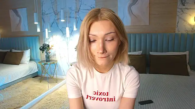 Snapshot of CarolReeves chatting on February 5, 2026, 4:33 pm CarolReeves online show from February 5, 2026, 4:33 pm