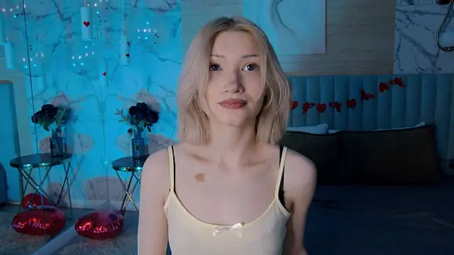 Snapshot of CarolReeves chatting on February 10, 2026, 4:33 pm CarolReeves online show from February 10, 2026, 4:33 pm