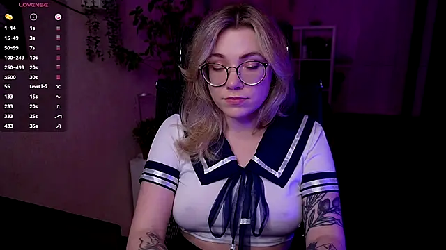 Snapshot of RemyCute chatting on December 3, 2024, 7:44 pm RemyCute online show from December 3, 2024, 7:44 pm