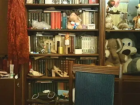 Snapshot of CarrieQPeach chatting on November 14, 2025, 7:56 pm CarrieQPeach online show from November 14, 2025, 7:56 pm