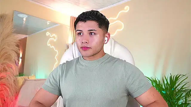 MatiasKorn online show from March 10, 2026, 3:11 am