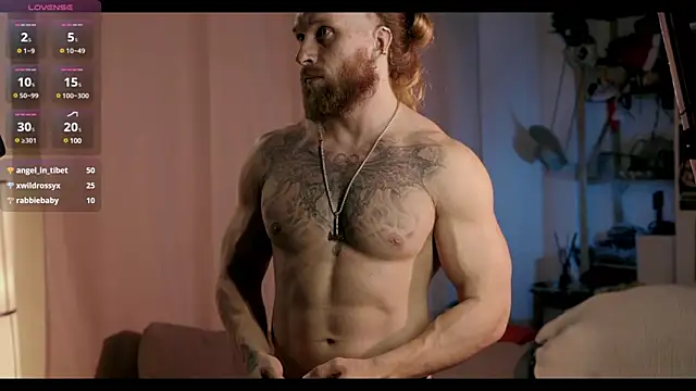 Snapshot of rusbigpaul chatting on February 5, 2025, 10:55 pm rusbigpaul online show from February 5, 2025, 10:55 pm