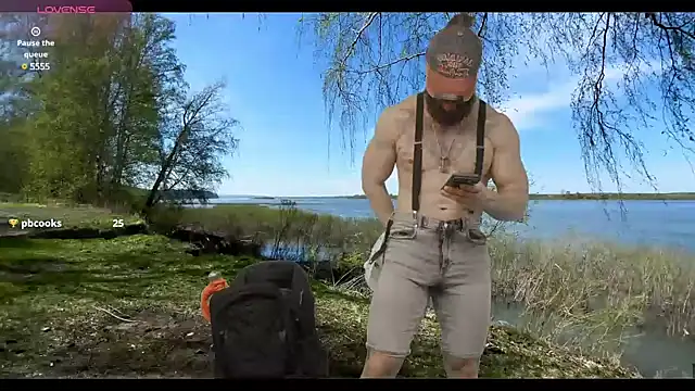 Snapshot of rusbigpaul chatting on March 7, 2025, 9:38 pm rusbigpaul online show from March 7, 2025, 9:38 pm