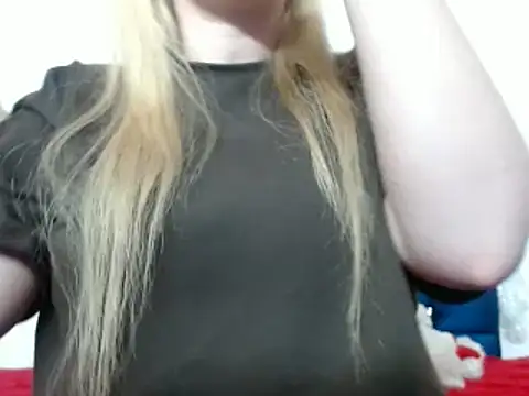 69liamilk69 online show from December 26, 2024, 3:27 am