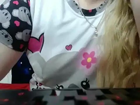 69liamilk69 online show from December 29, 2024, 3:22 am