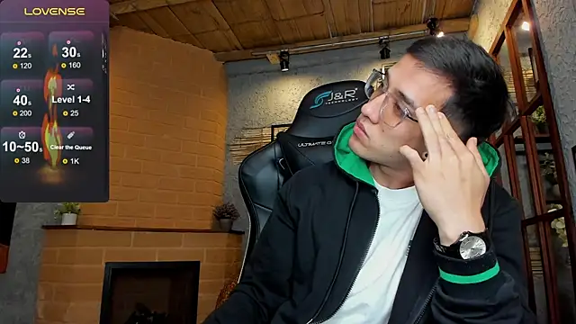 alexgiraldo  online show from February 22, 2025, 5:24 pm