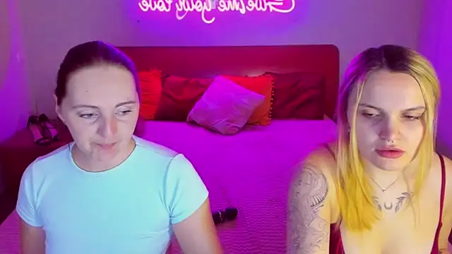 Snapshot of MagicEyess chatting on March 6, 2025, 7:14 am MagicEyess online show from March 6, 2025, 7:14 am