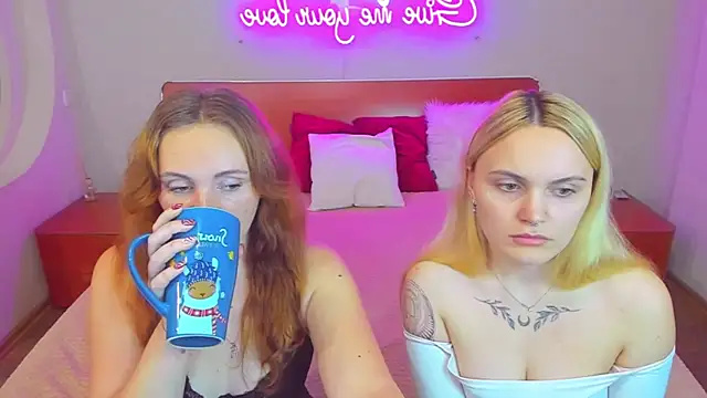 Snapshot of MagicEyess chatting on November 23, 2025, 5:57 pm MagicEyess online show from November 23, 2025, 5:57 pm