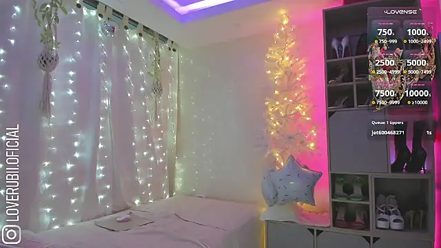 Snapshot of loverubii chatting on December 18, 2024, 10:57 pm loverubii online show from December 18, 2024, 10:57 pm