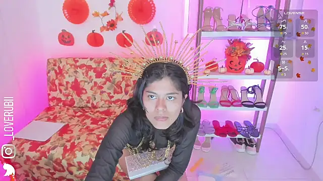 Snapshot of loverubii chatting on October 28, 2025, 8:29 am loverubii online show from October 28, 2025, 8:29 am