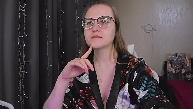 MissBrightShine online show from February 28, 2026, 11:22 am