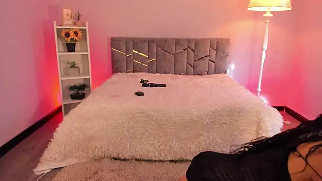  aish a  online show from February 9, 2025, 1:35 pm