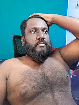 Rayansmith  online show from March 25, 2026, 12:44 pm