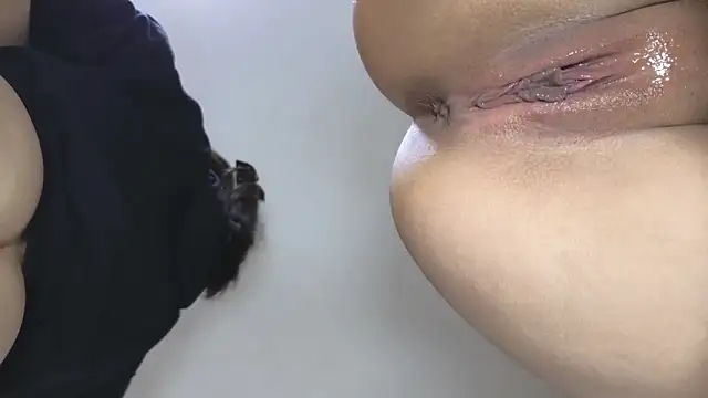 Snapshot of MIYAMOTO_MARINA chatting on February 18, 2025, 2:59 pm MIYAMOTO MARINA online show from February 18, 2025, 2:59 pm