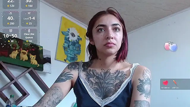 ZoeBakers  online show from December 5, 2025, 3:20 pm