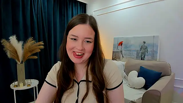 Snapshot of WishToBloom chatting on June 3, 2026, 8:14 pm WishToBloom online show from June 3, 2026, 8:14 pm
