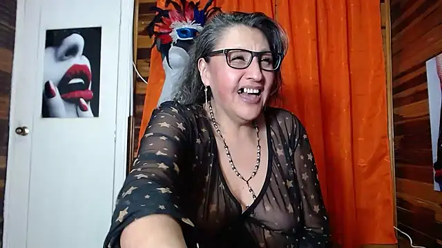 merlyna goldens online show from February 6, 2025, 6:08 am