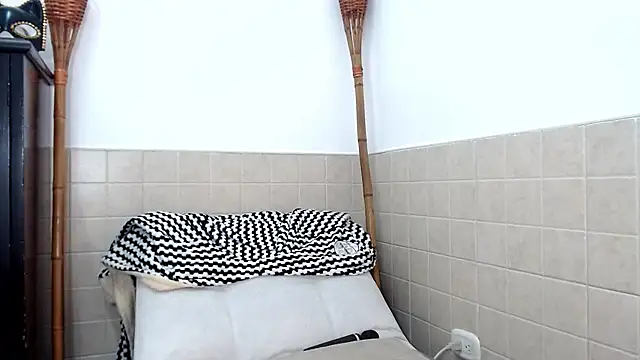 merlyna goldens online show from March 21, 2025, 9:12 am