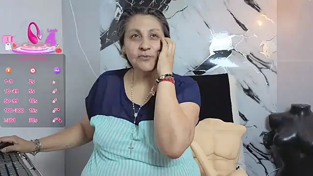 merlyna goldens online show from October 8, 2025, 11:24 pm