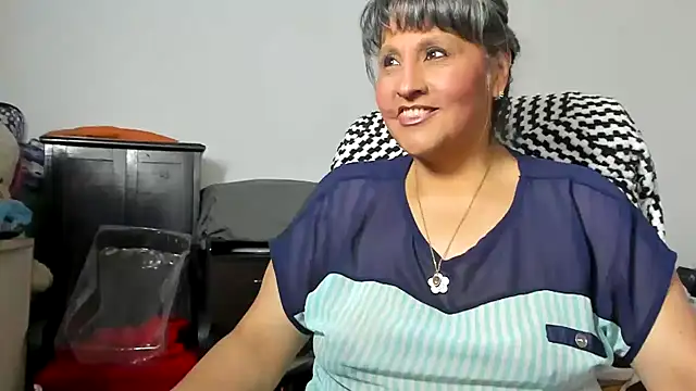 merlyna goldens online show from July 9, 2026, 5:00 am