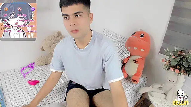 lucas cute online show from April 20, 2026, 7:15 pm