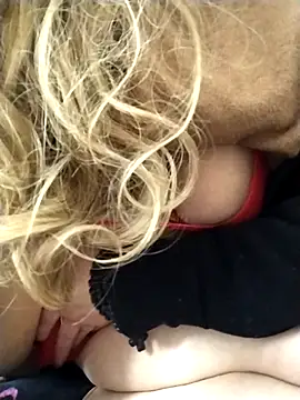 Snapshot of Impression222 chatting on January 19, 2026, 11:47 am Impression222 online show from January 19, 2026, 11:47 am