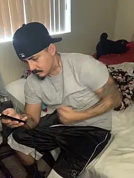 PeterGrandee online show from September 18, 2025, 4:31 pm