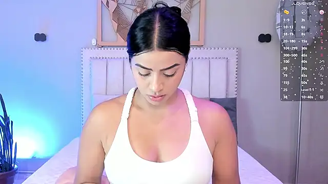 Paula Desousa online show from February 28, 2026, 3:35 pm