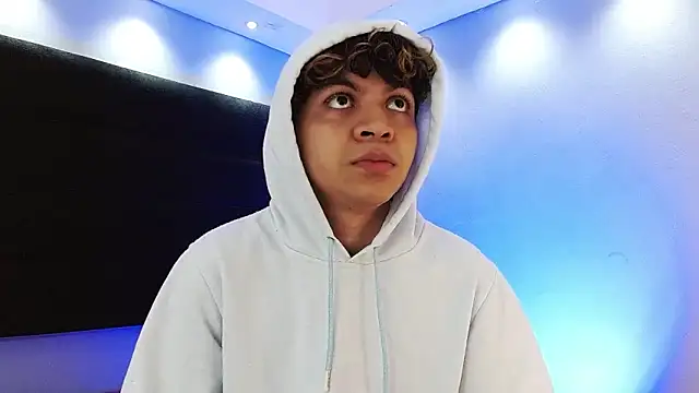 Lucaas King online show from December 26, 2024, 6:01 pm