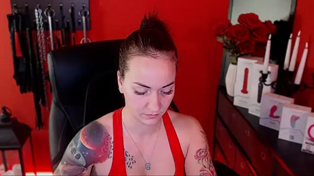  Jane Warren  online show from February 19, 2025, 3:05 pm