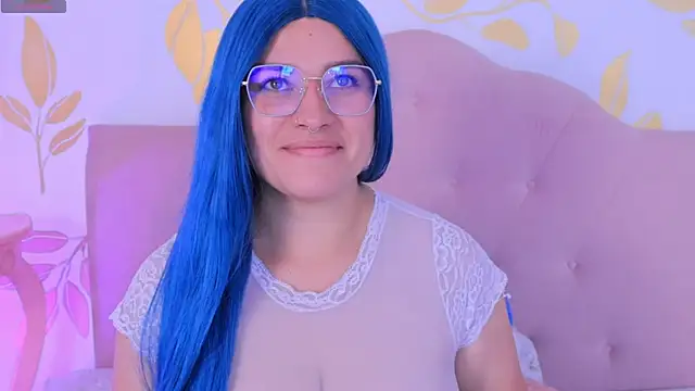 Snapshot of alix_bay chatting on September 9, 2025, 8:52 pm alix bay online show from September 9, 2025, 8:52 pm